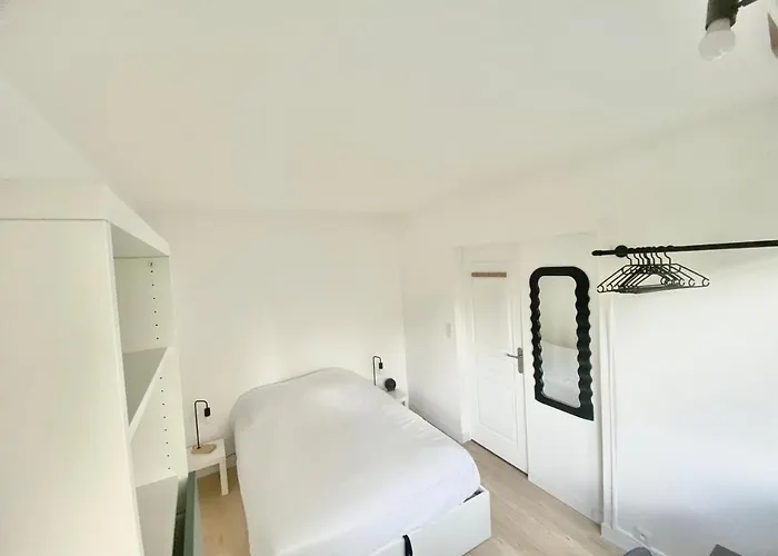 Appartement Modern With 4 Bedrooms Saint-Herblain