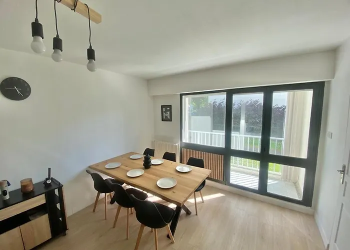 Modern With 4 Bedrooms * Saint-Herblain